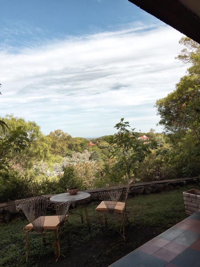ウンキリョ Casa Brava Bed & Breakfast エクステリア 写真