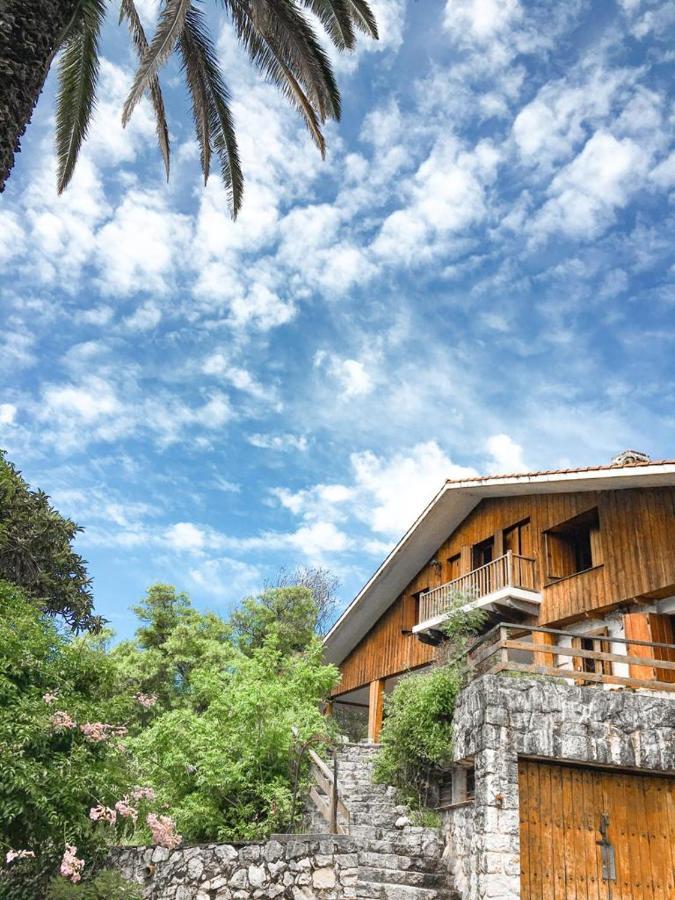 ウンキリョ Casa Brava Bed & Breakfast エクステリア 写真